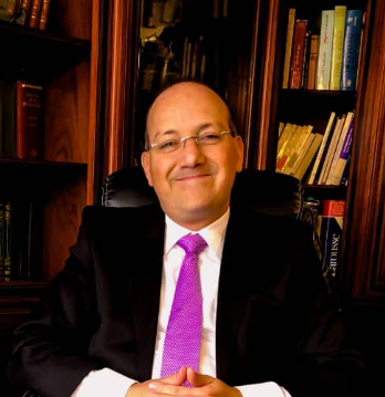 Dr. Javier Vega Carranza